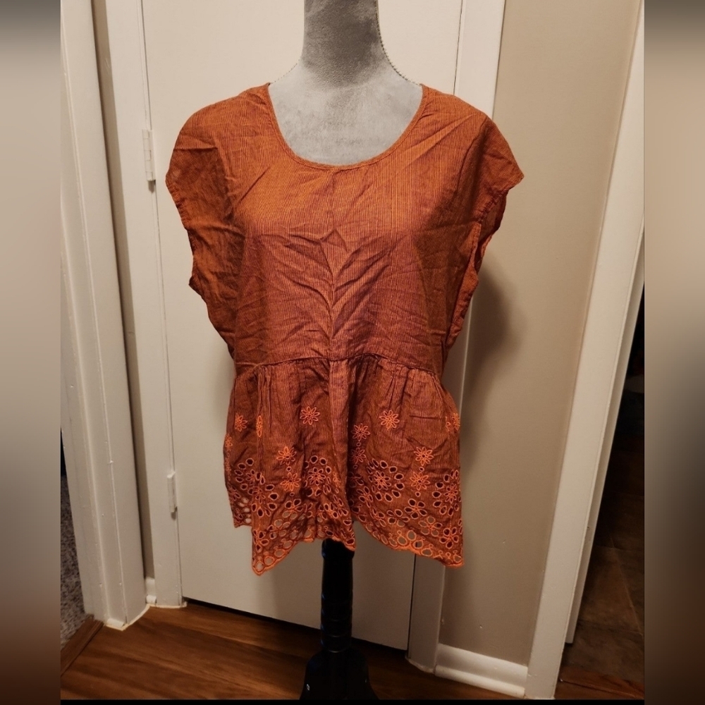 Rust Colored Sonoma top
